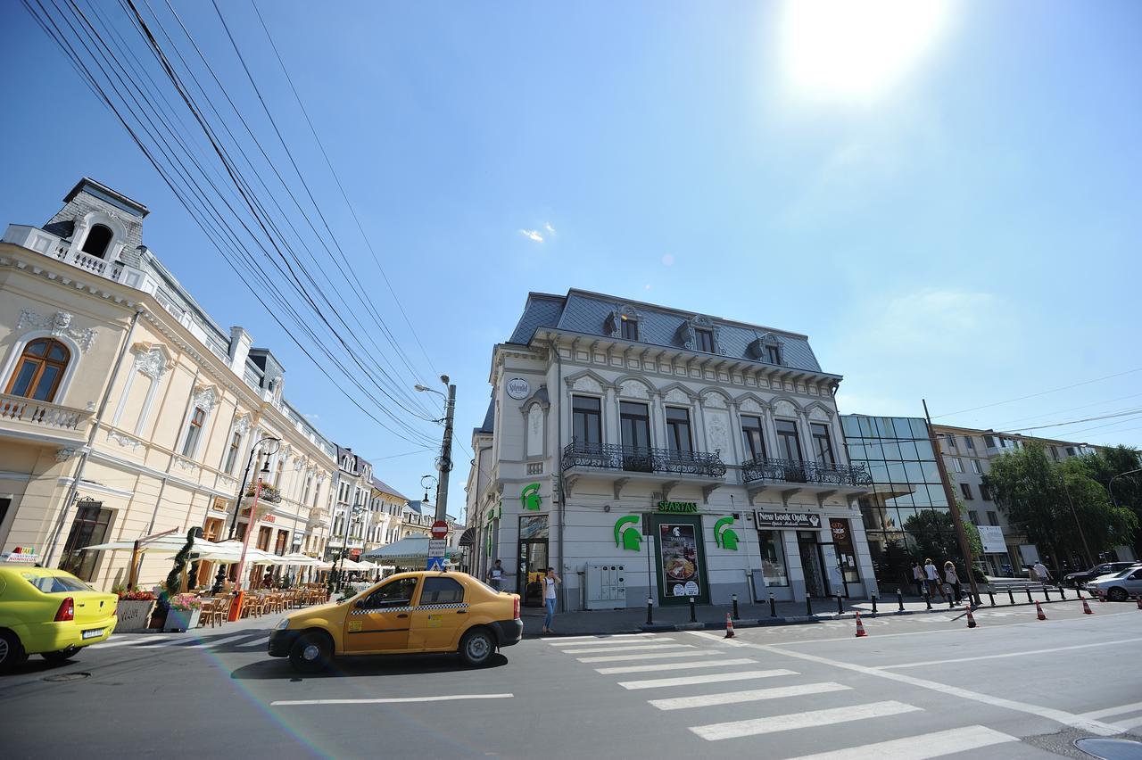 호텔 스플렌디드 1900 크라이오바 외부 사진